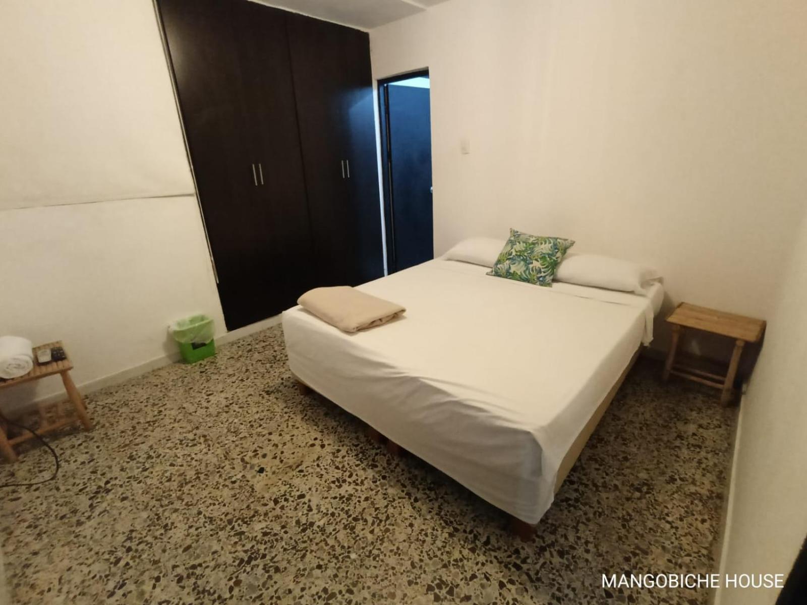 Quarto Duplo com Banheiro Privativo