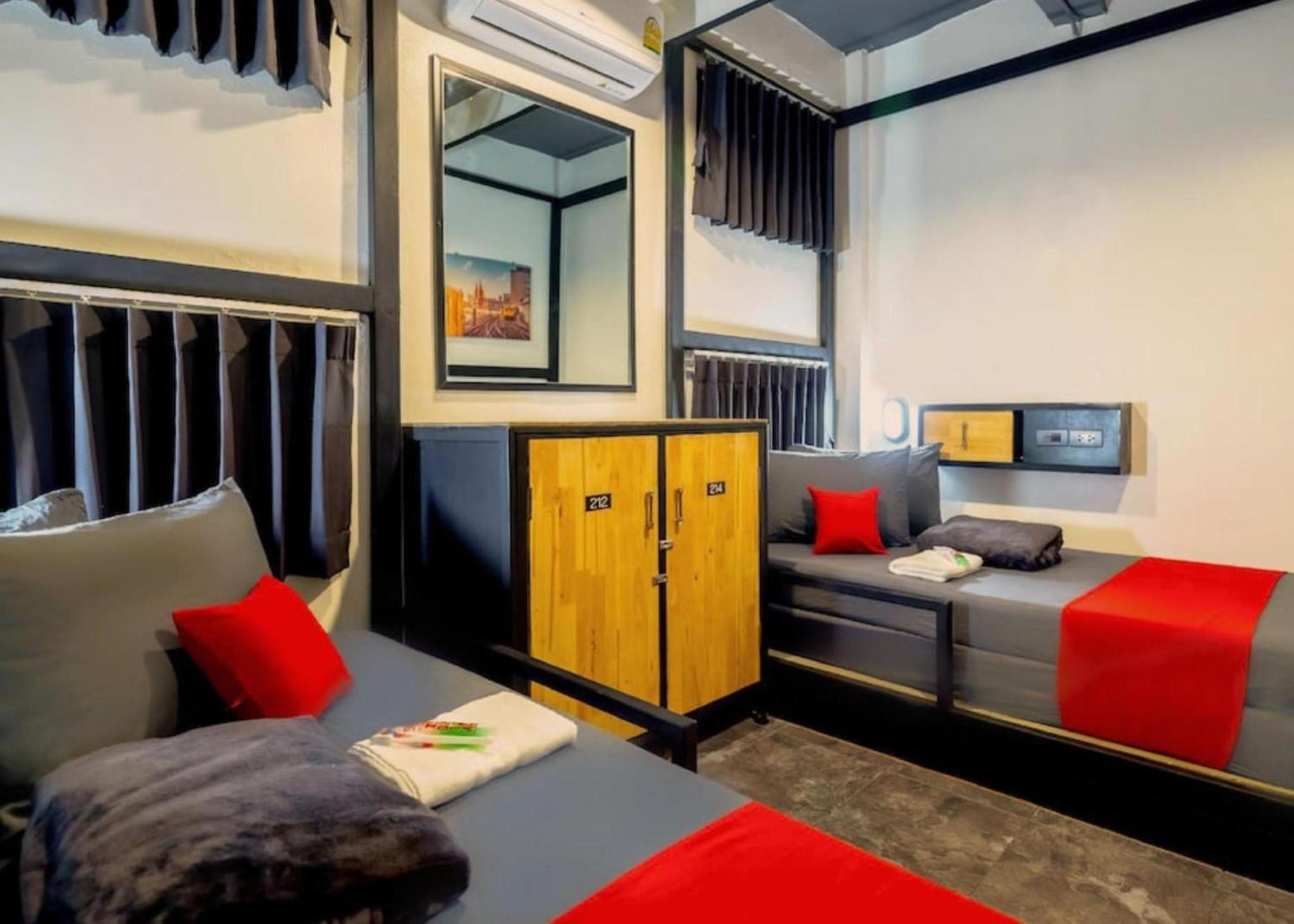 Twin Room with Shared Bathroom