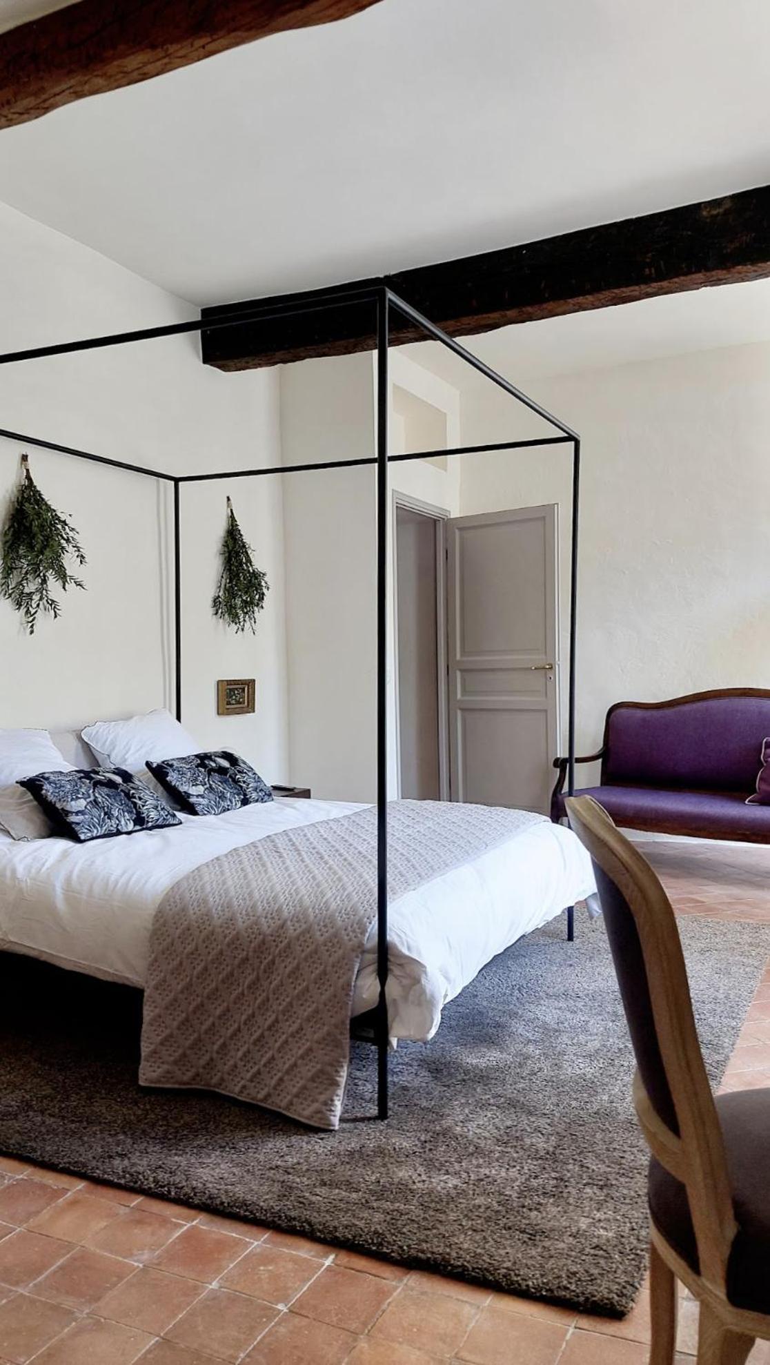 Deluxe Zimmer mit Kingsize-Bett