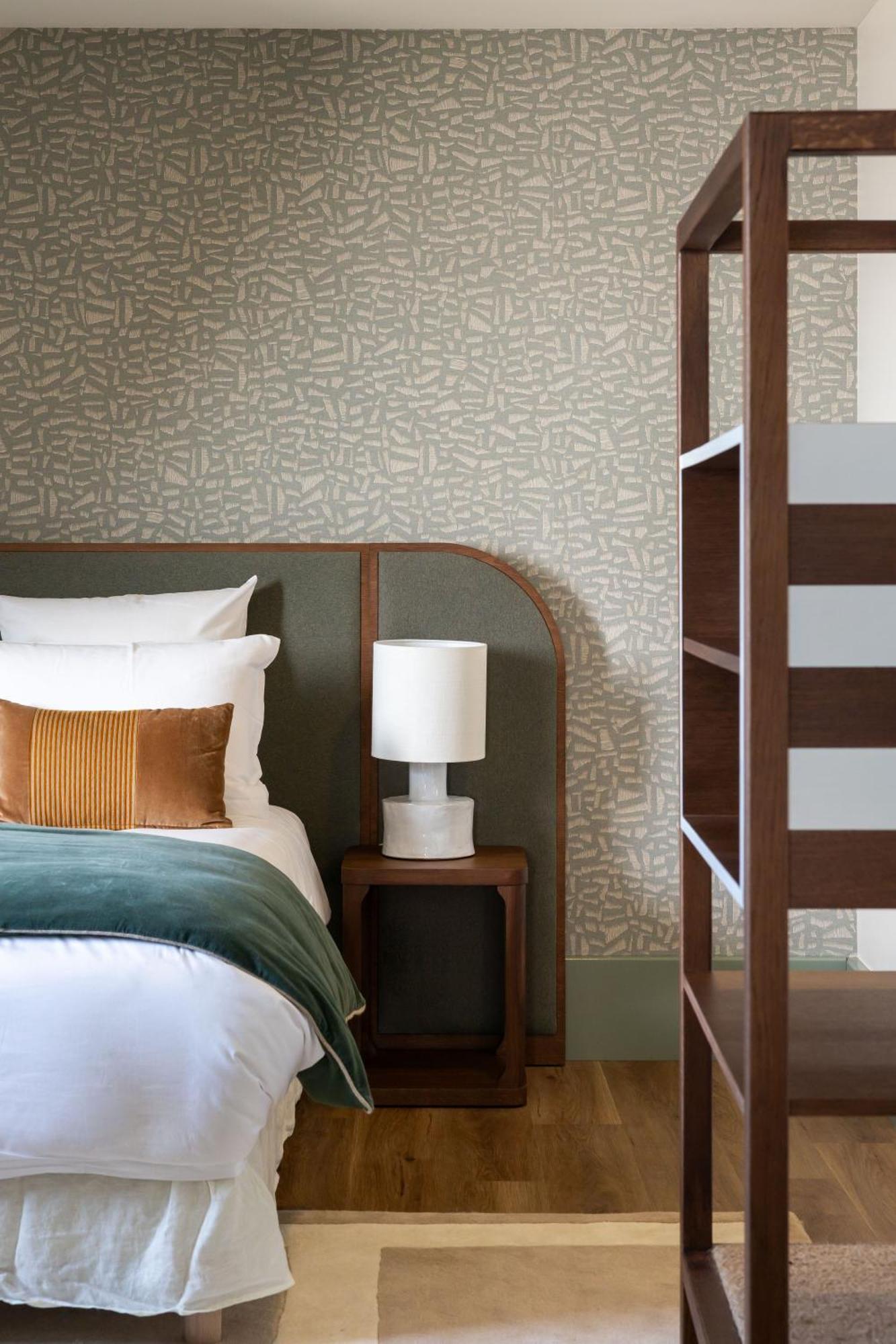 Family suite room