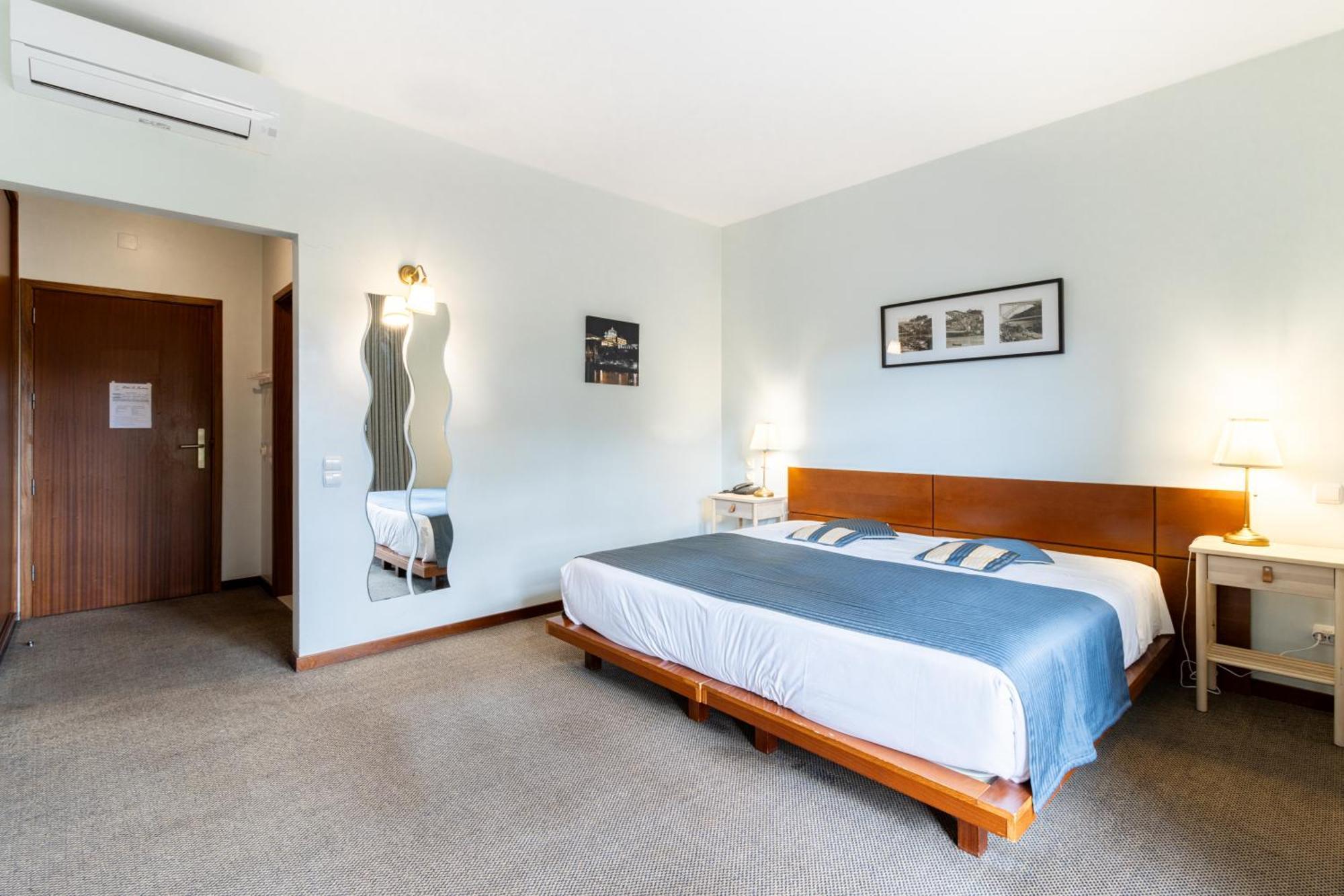 Quarto Duplo