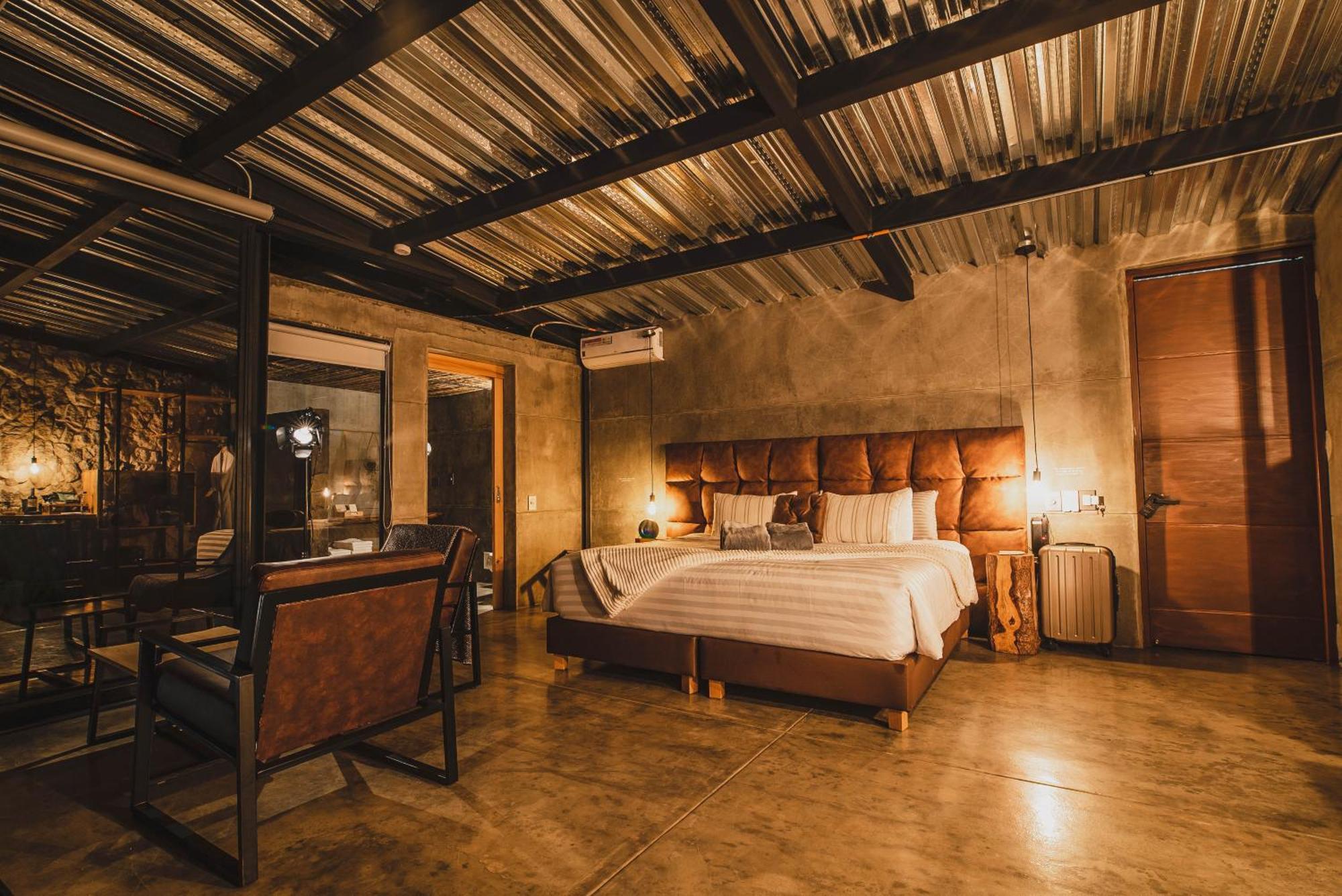 King Suite