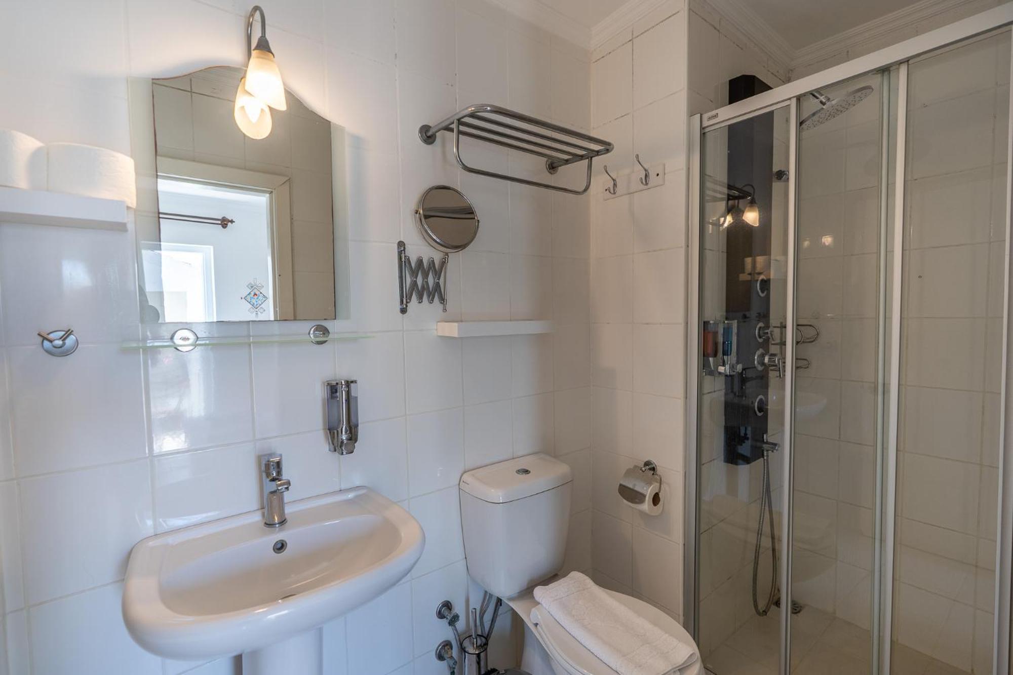 Double or Twin Room with Garden View