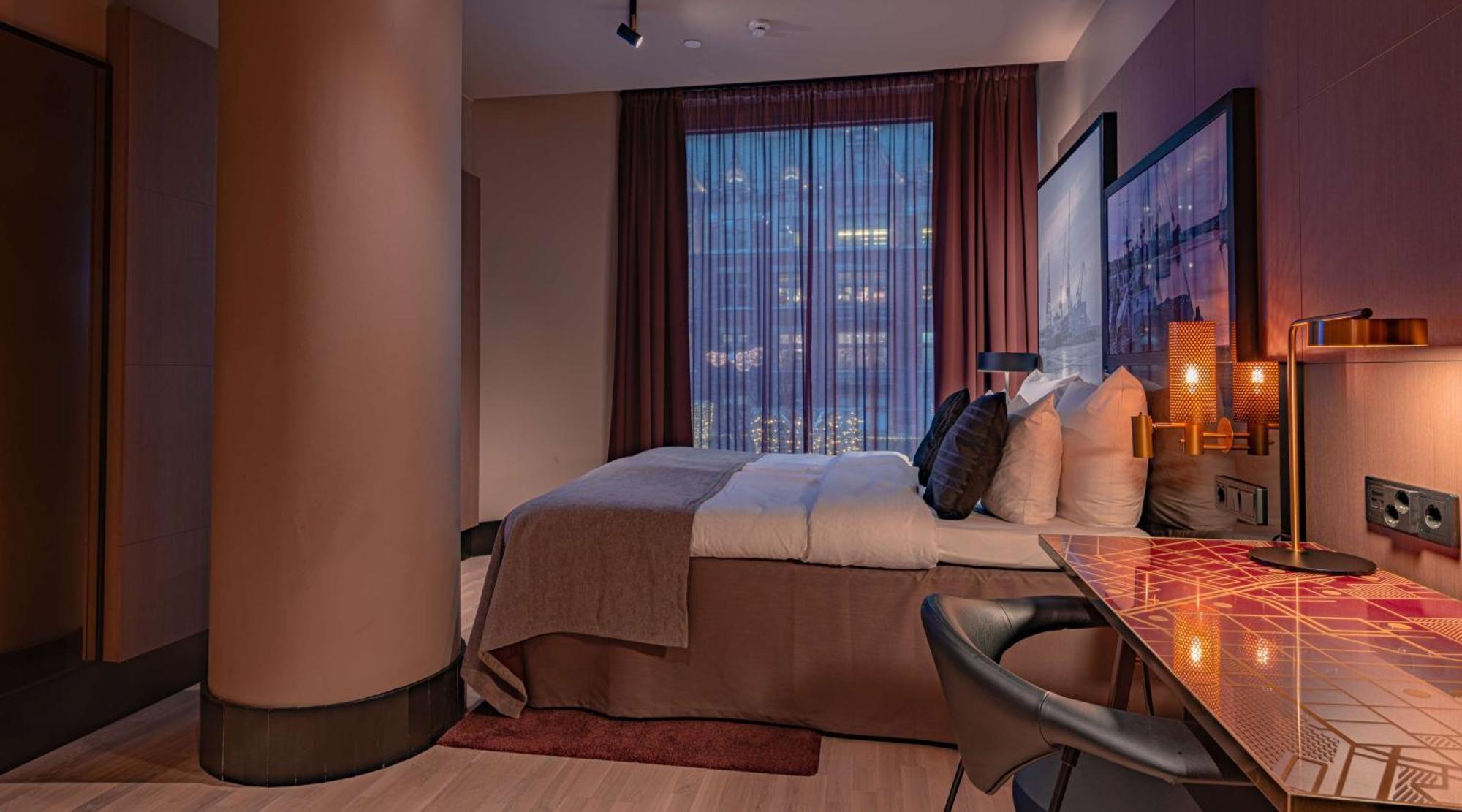 Kamer met Kingsize Bed