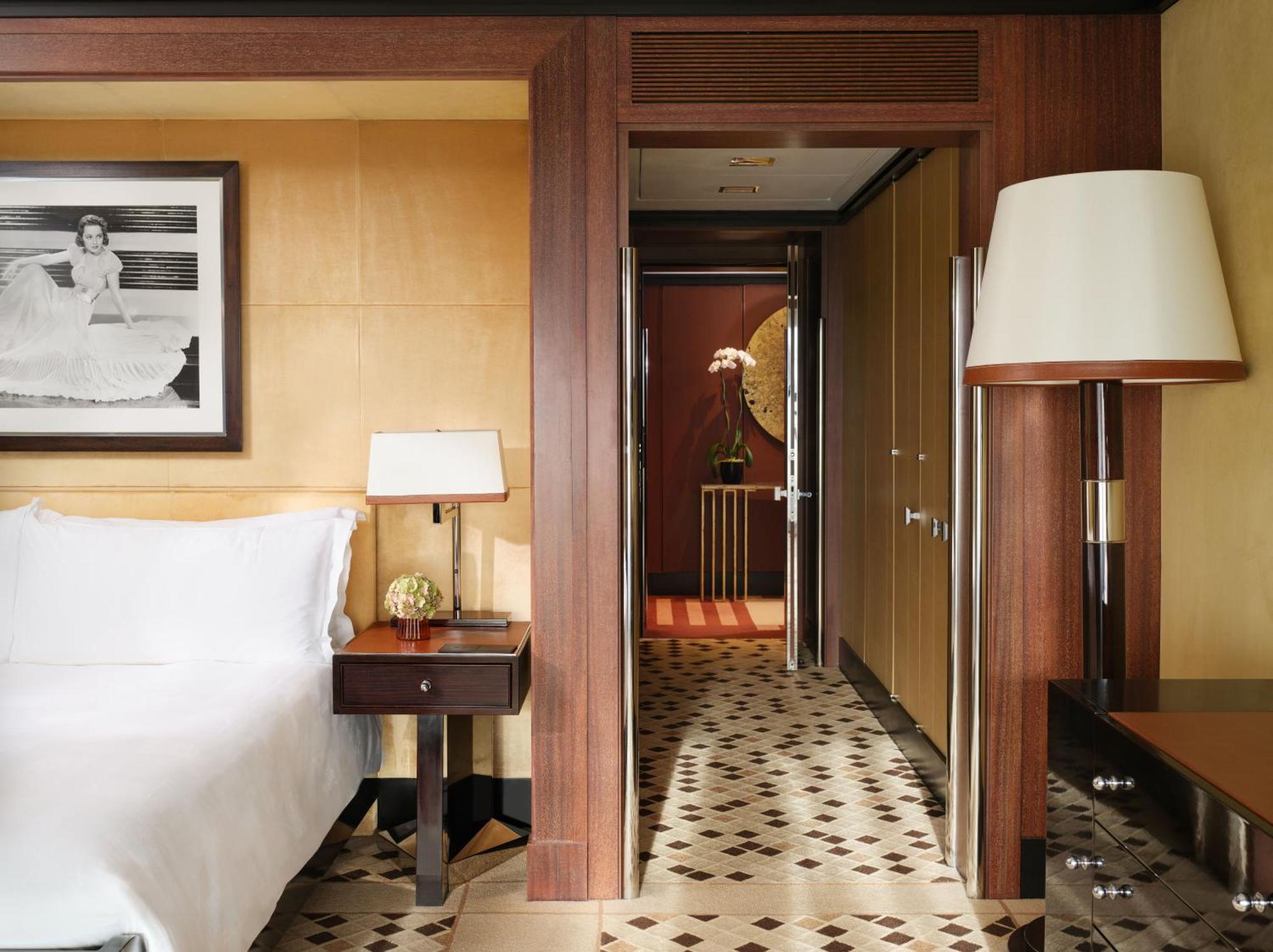 London Balcony Suite