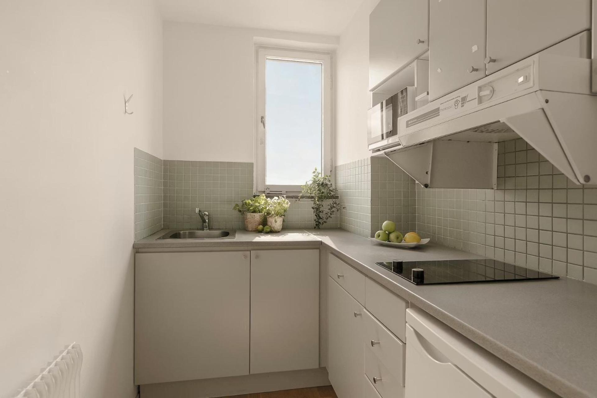 One-Bedroom Apartment (4 Adults)