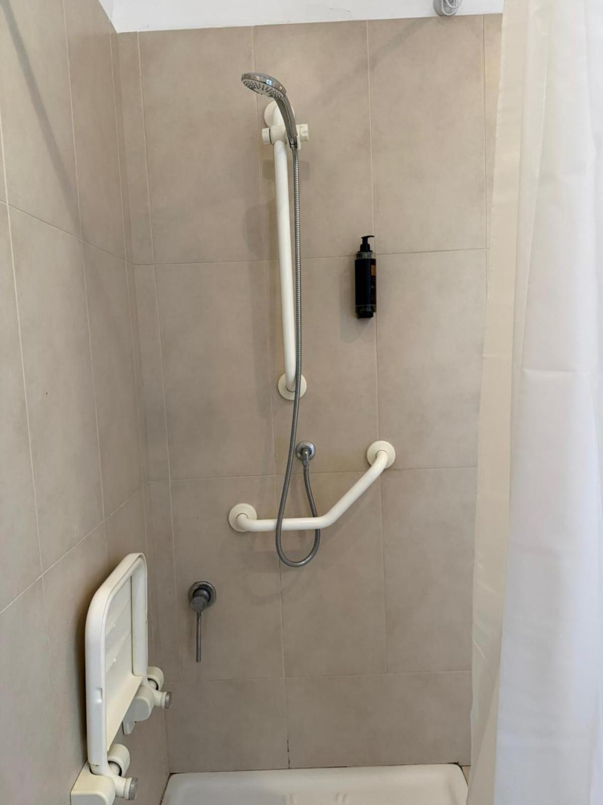 Habitación Doble adaptada para personas con discapacidad - 1 o 2 camas