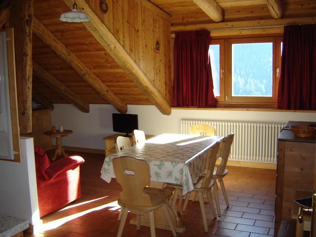 Penthouse Apartment,114216722:JPEG