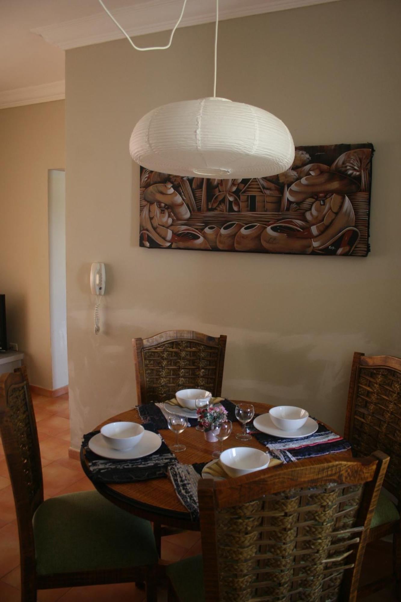 Apartamento de 2 dormitorios con vistas a la piscina