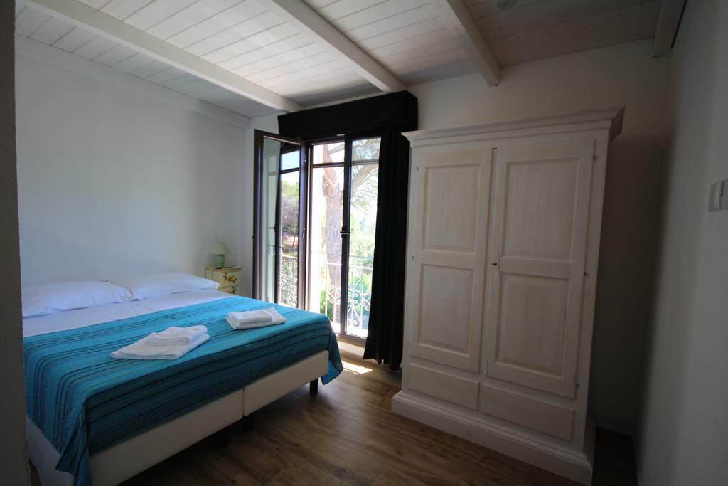 Camera Familiare con Vista Mare