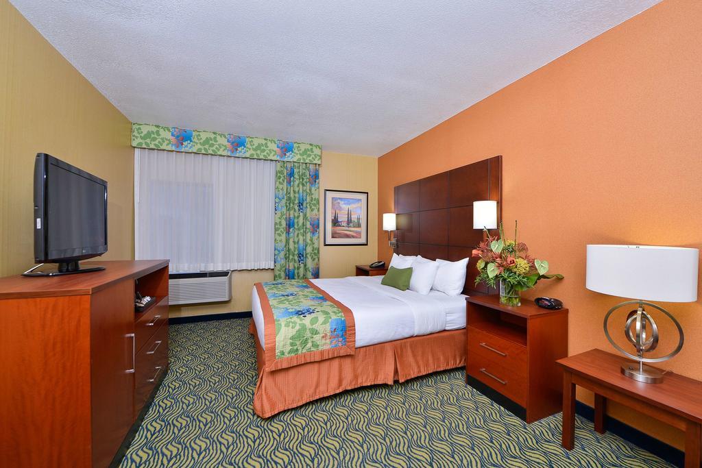 King Room - Non-Smoking
