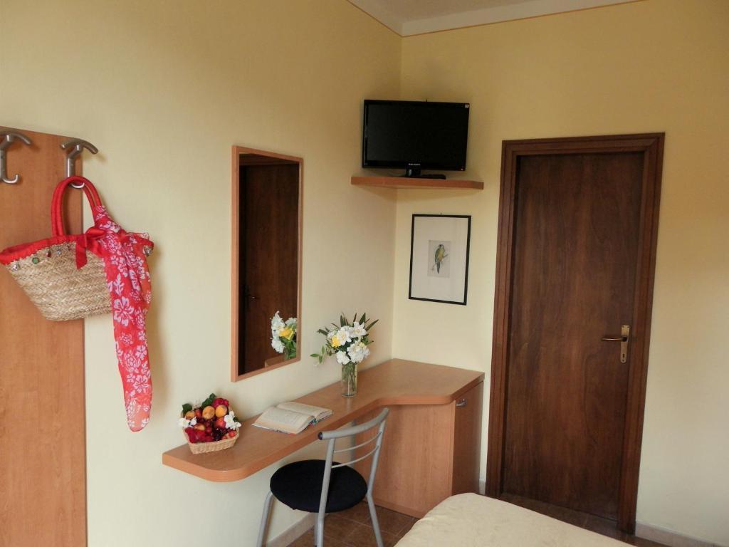 Classic Double Room,33690100:JPEG