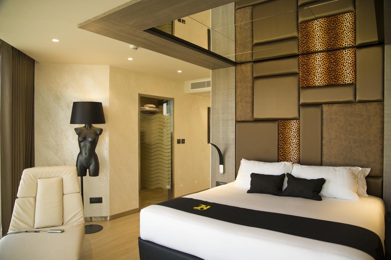 Double Room with Sea View,639988407:JPEG