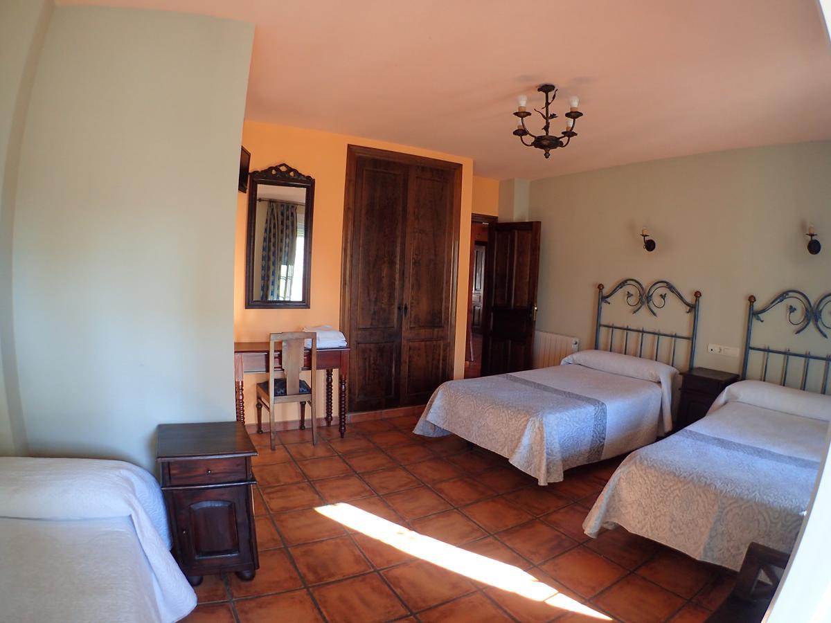 Triple Room,520591848:JPEG
