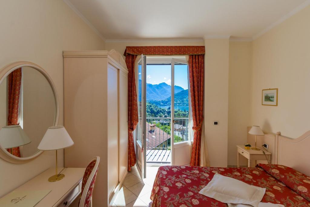 Doppelzimmer mit Balkon und Seeblick