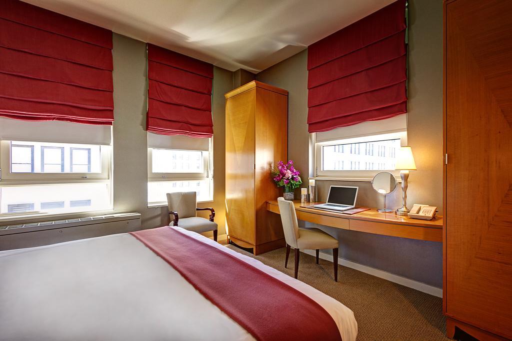 Suite Lit King-Size avec Balcon