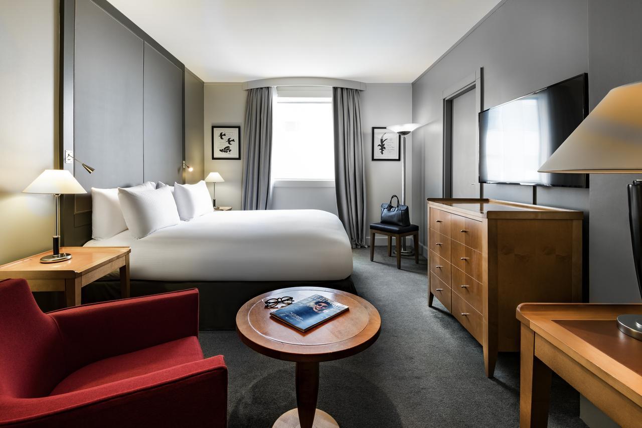 Chambre Lit Queen-Size Classique avec Vue