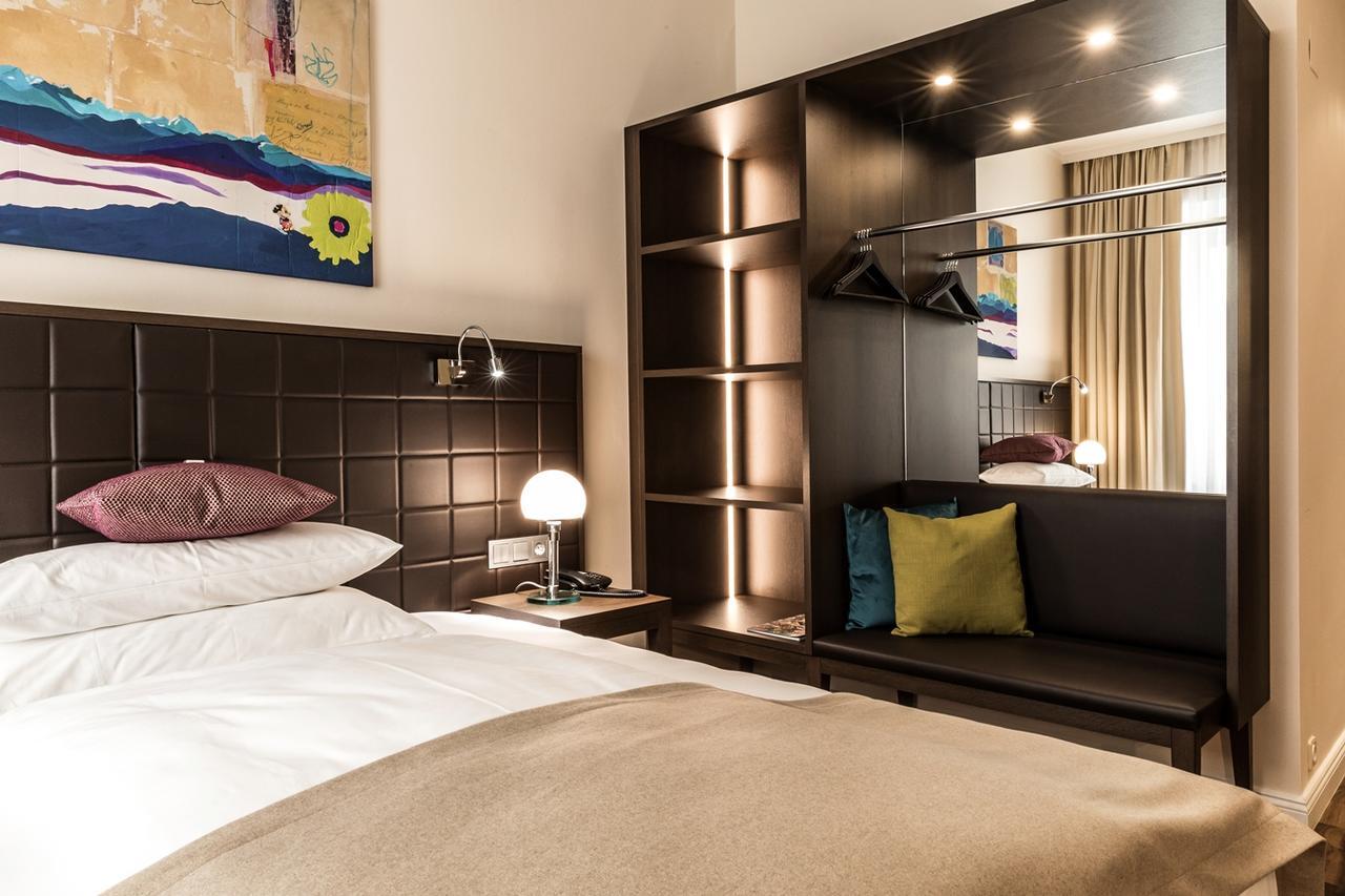 Kamer met Queensize Bed
