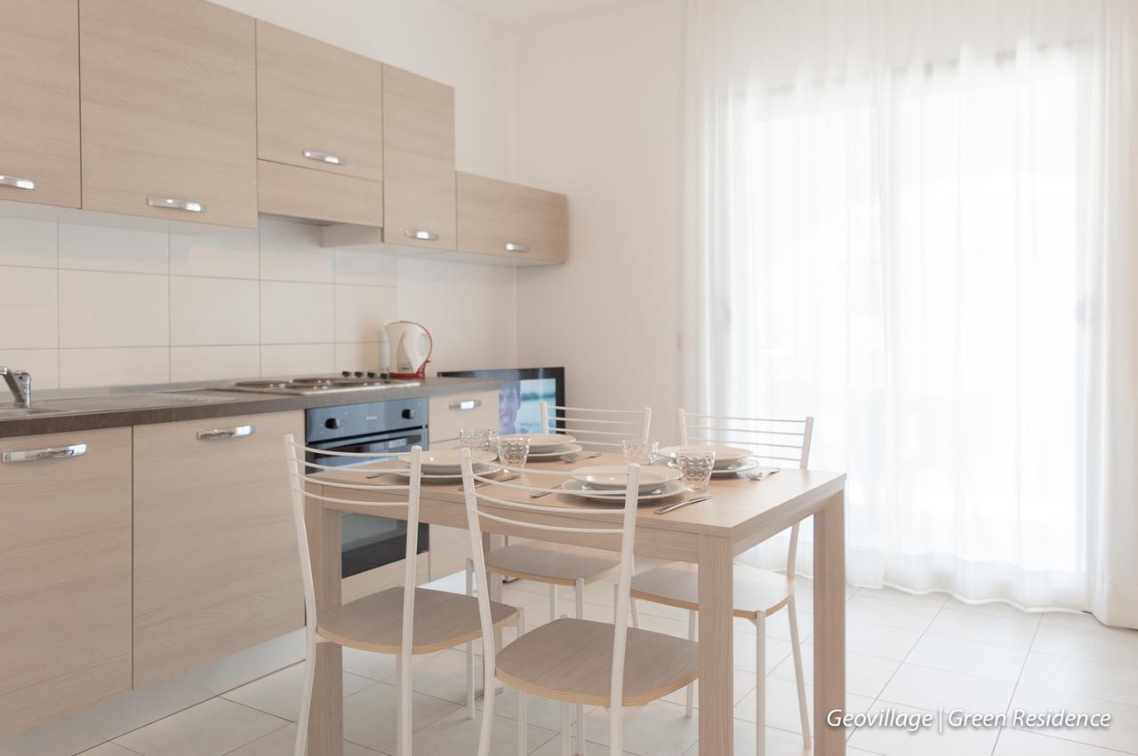 One-Bedroom Apartment,749525849:JPEG