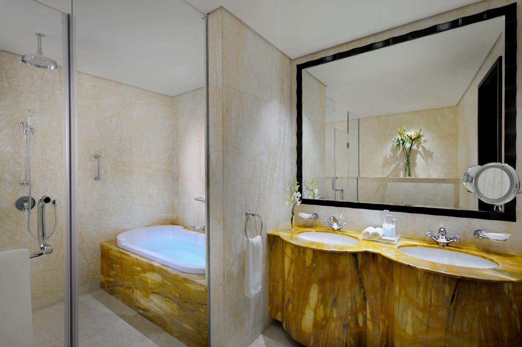 Chambre Lit King-Size Standard - Dernier Étage