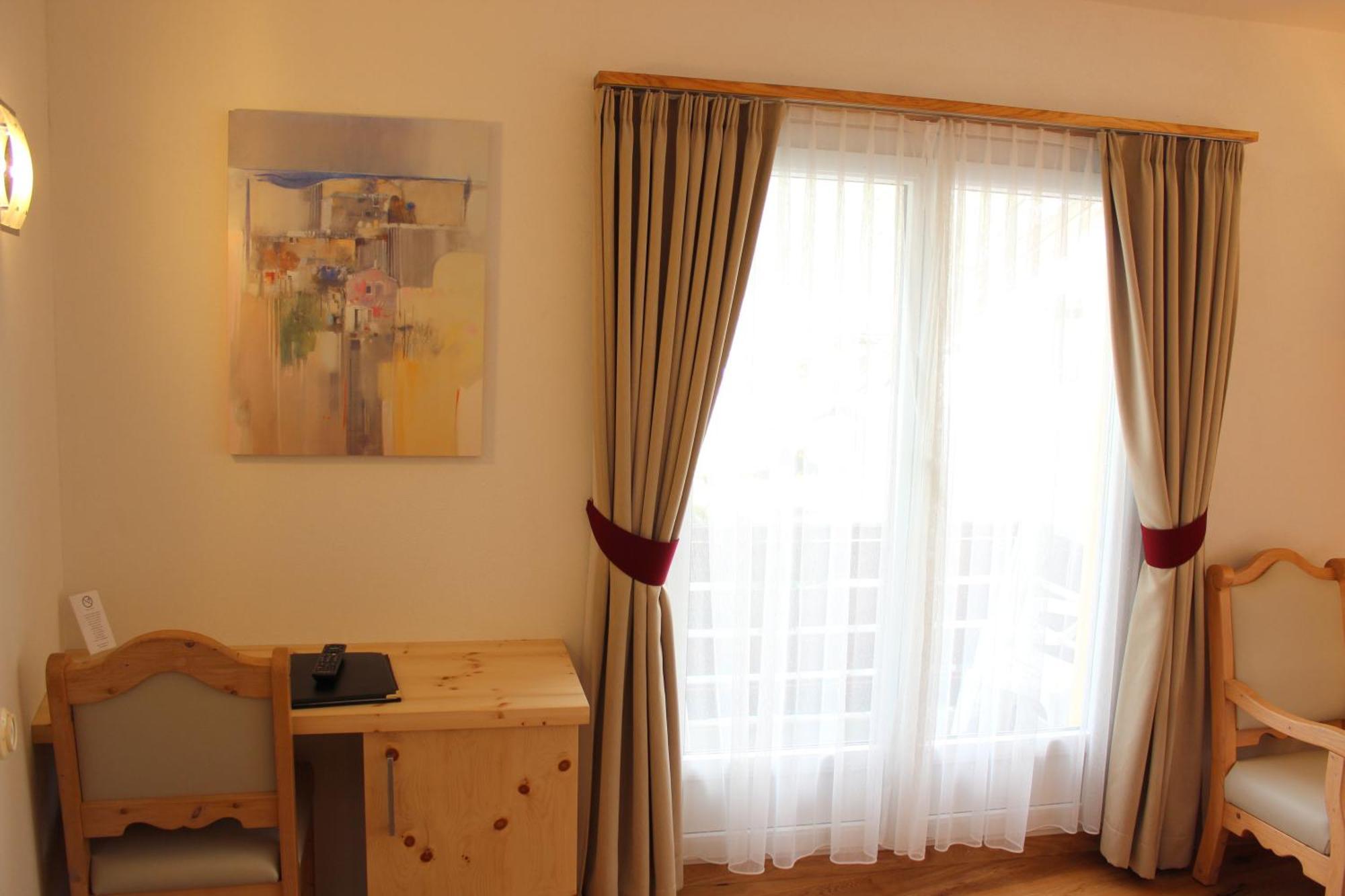 Double Room,1038388804:JPEG