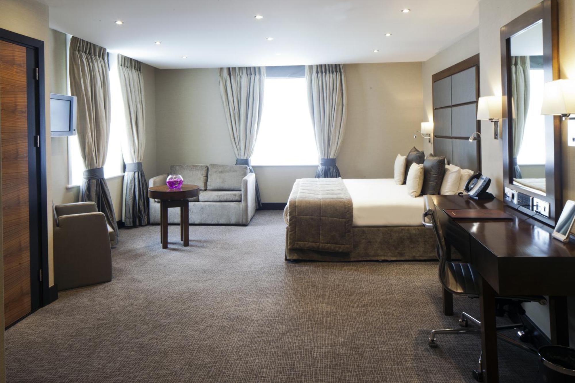 Deluxe Zimmer mit Kingsize-Bett
