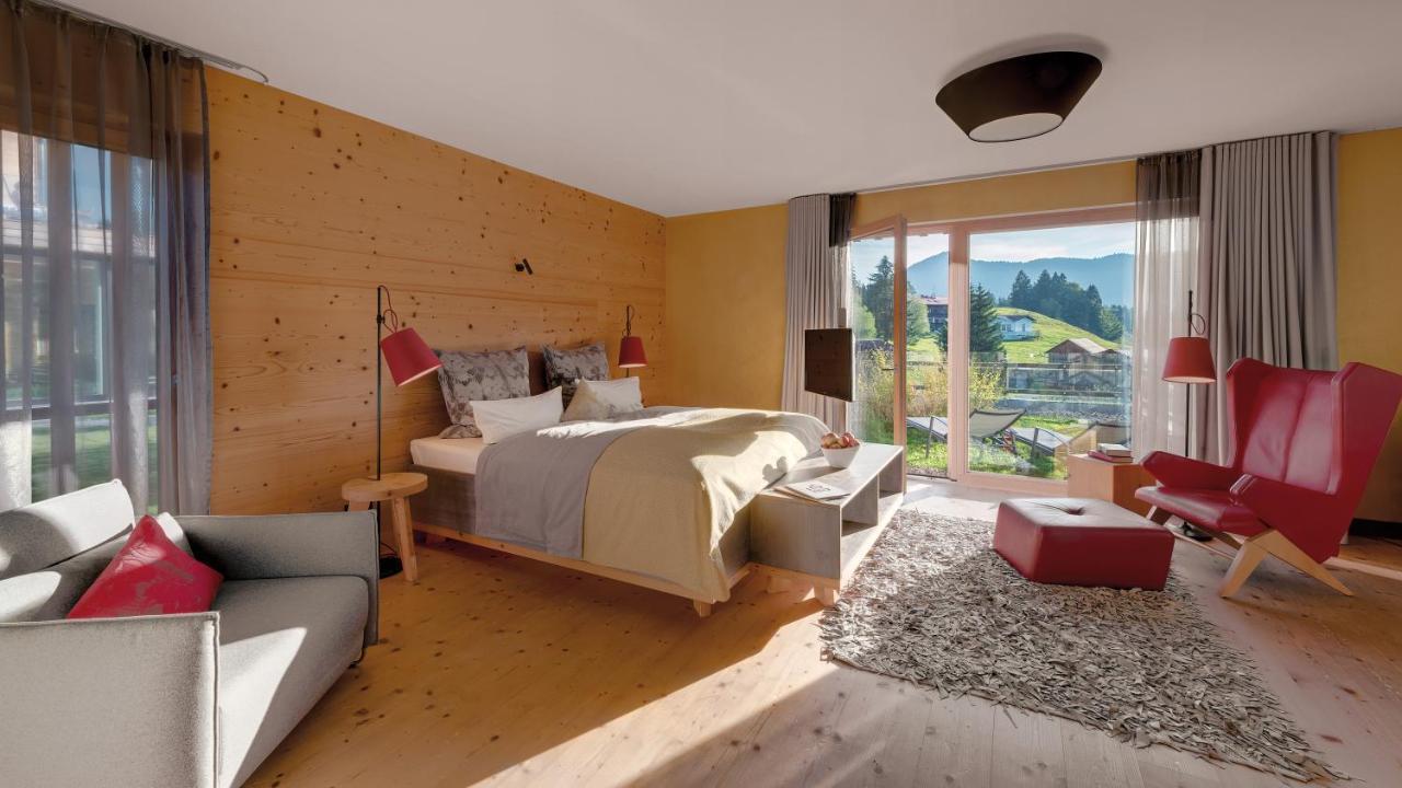 Suite met Balkon en Uitzicht op de Bergen