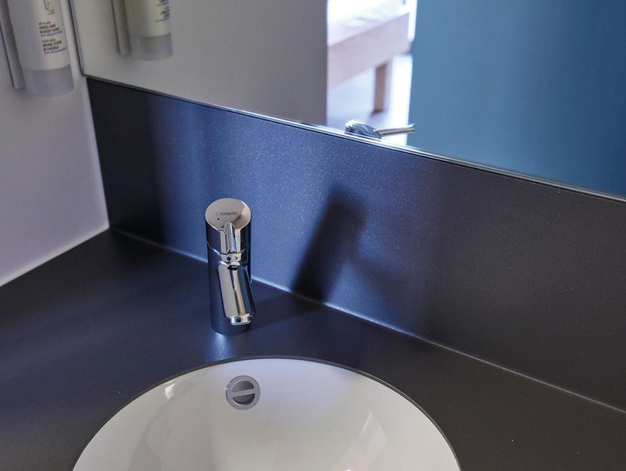 Vierpersoonskamer met Gedeelde Badkamer