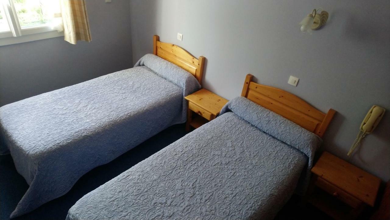 Twin Room with Bath,787902921:JPEG