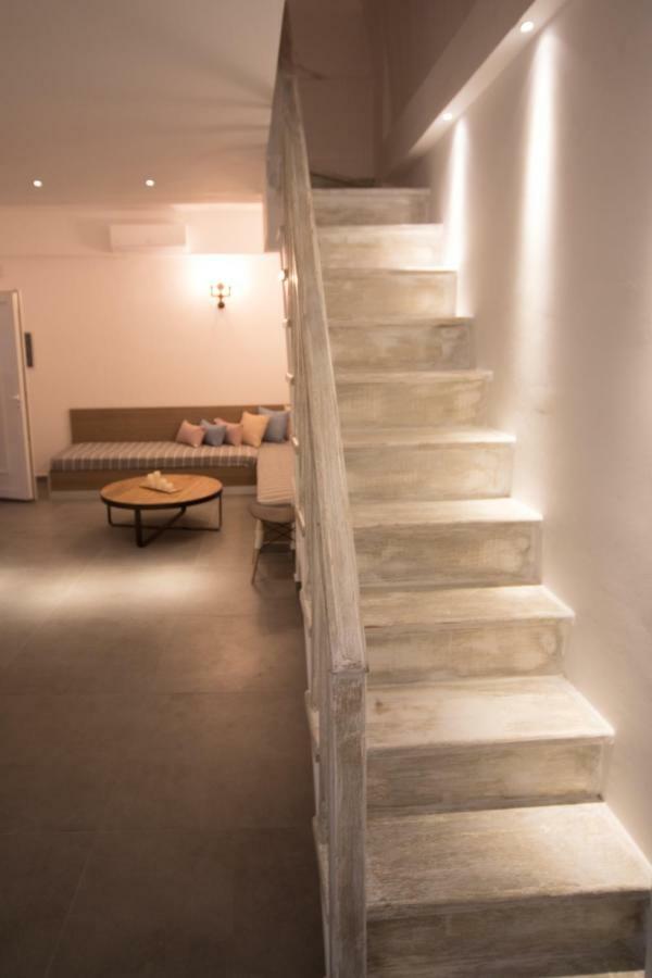 Suite Deluxe su 2 Livelli con Vasca Idromassaggio all'Aperto