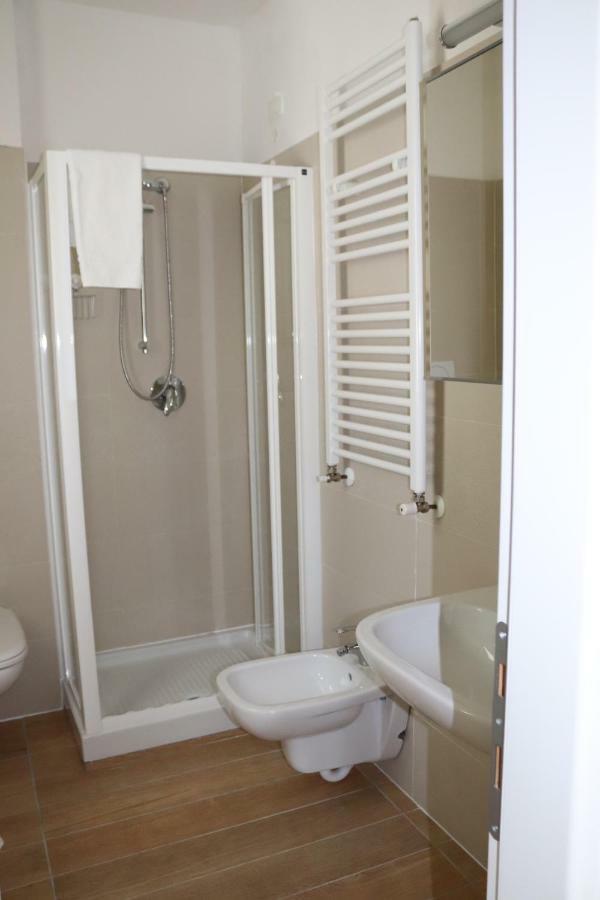 One-Bedroom Apartment Balcony,1717165306:JPEG