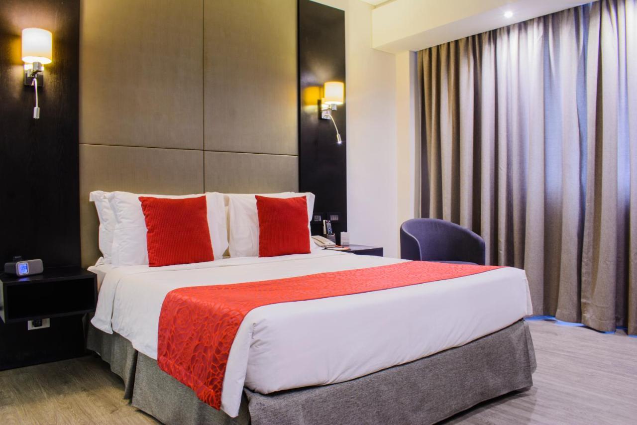 Standard Queen Room