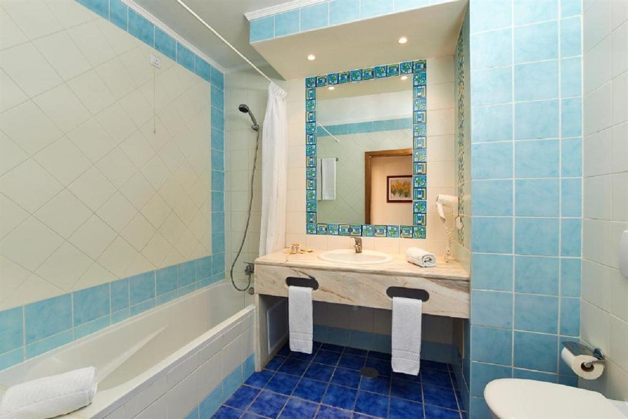 Two-Bedroom Apartment,1433284099:JPEG