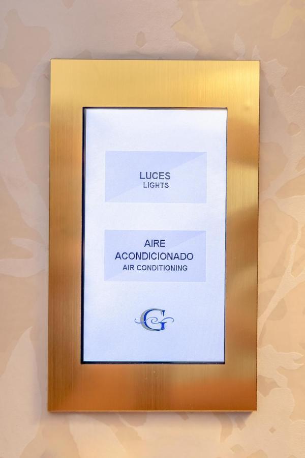 Habitación con 2 camas grandes