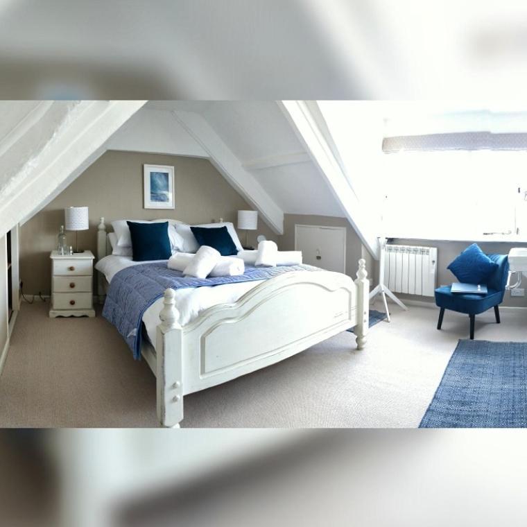3rd Floor Double Room with Sea View