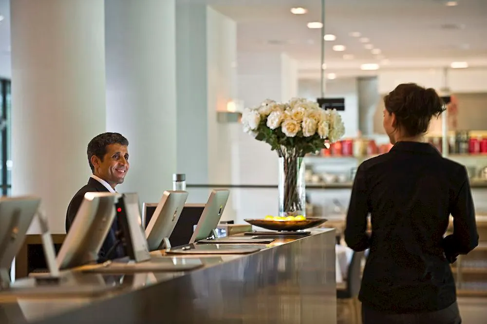 Wyndham Berlin Excelsior-1