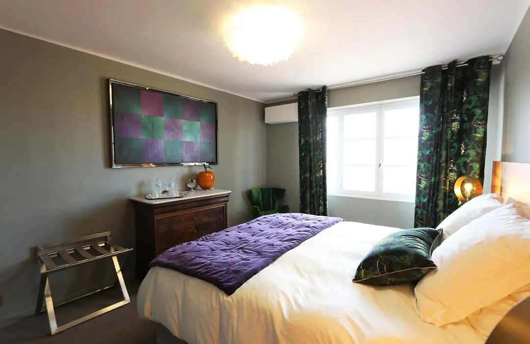 Suite privée du balcon du vieux port Marseille-1