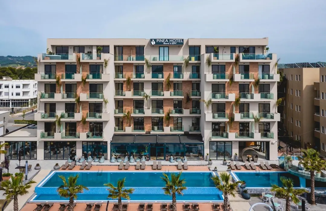 Pinea Hotel Resort&Spa-1