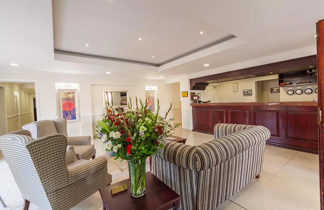 Courtyard Hotel Rosebank-1