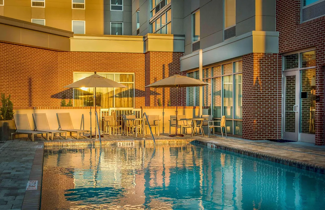 Hampton Inn & Suites Tallahassee Capitol-University-1