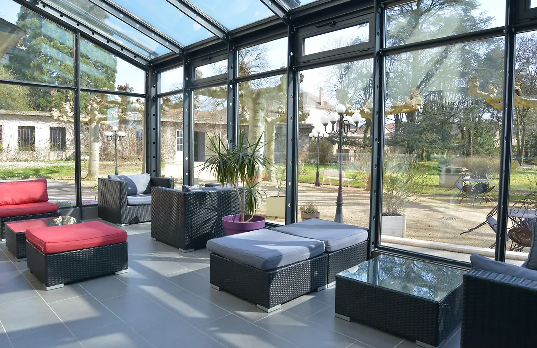 The Originals Boutique, Hotel Terminus, Bourg-En-Bresse Gare-1