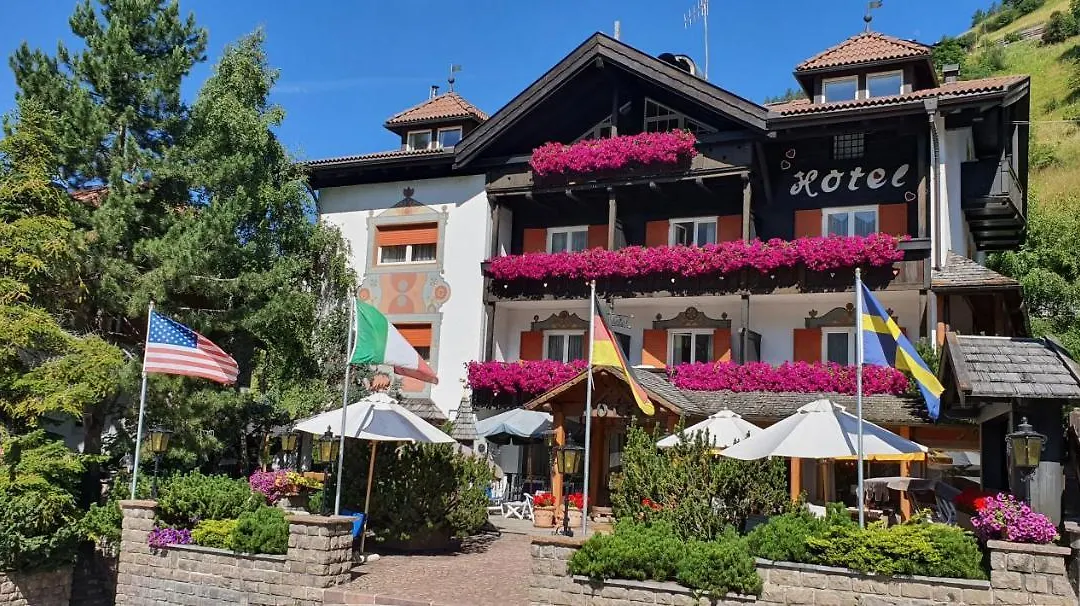 Villa Martha Vintage Hotel-B&B-1