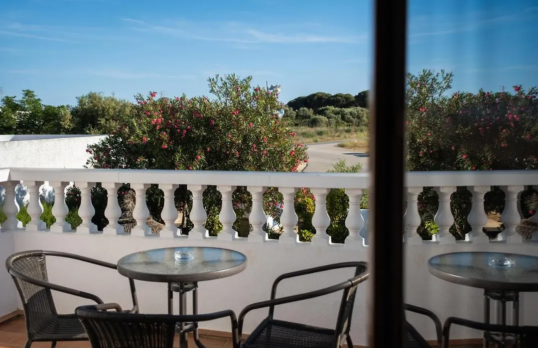 Hostal Cabo Roche-1