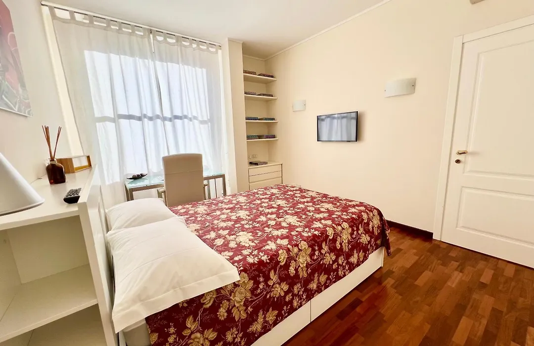 Stylish Room In Milano-1