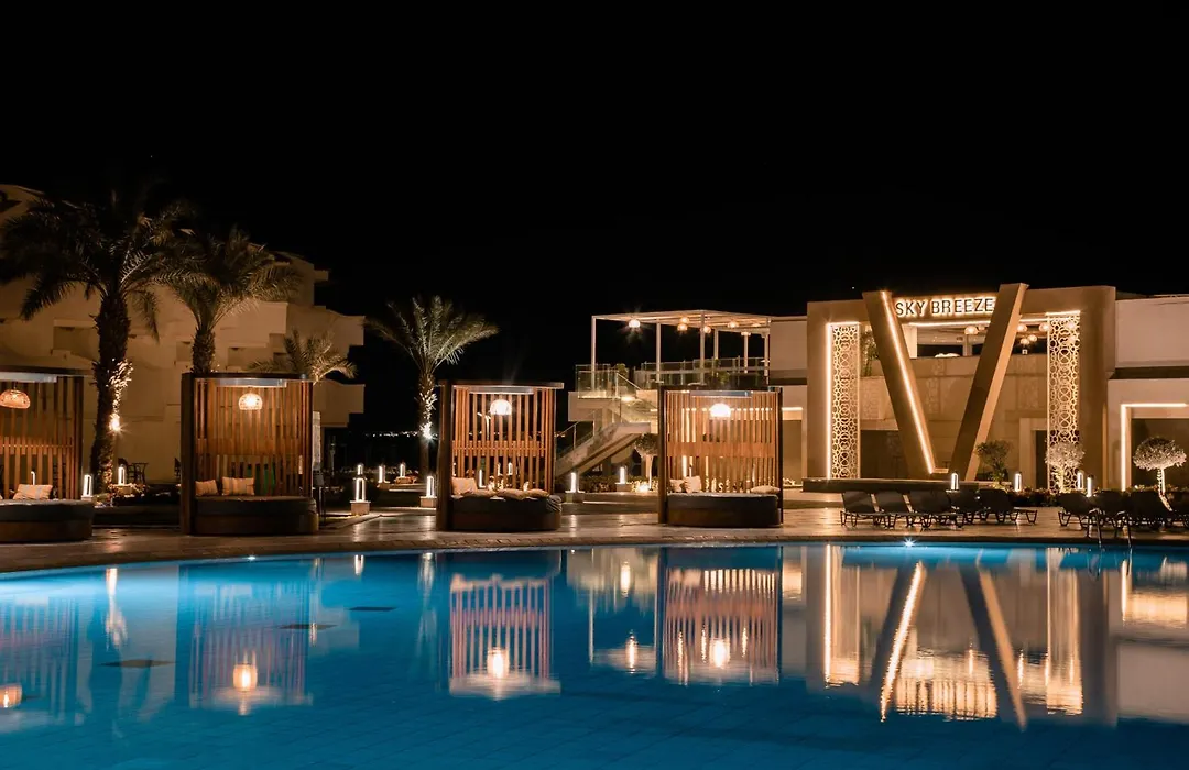 The V Luxury Resort Sahl Hasheesh-1
