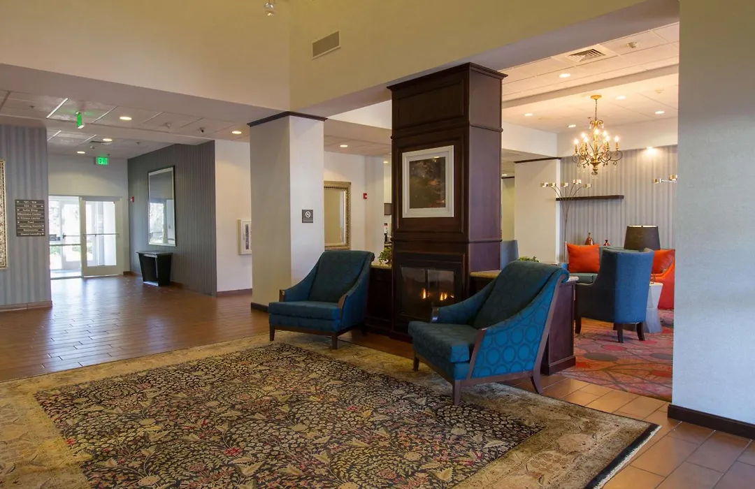 Hampton Inn & Suites Huntsville Hampton Cove-1