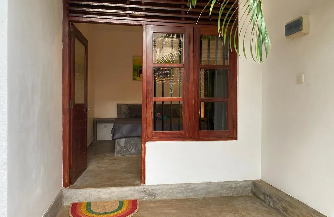 The Calm Palm-1