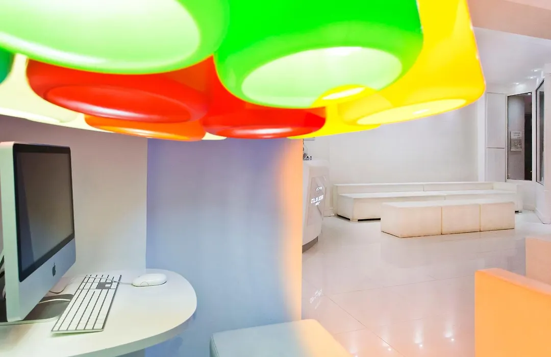 Color Design Hotel-1
