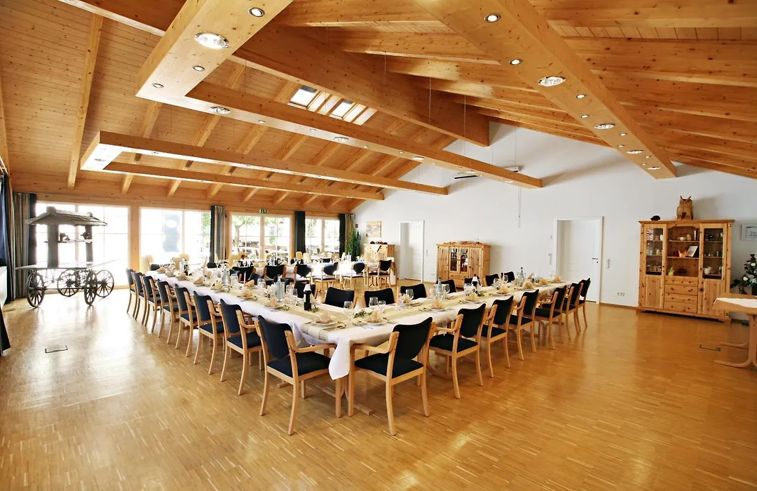 Landhotel Weißer Hahn-1