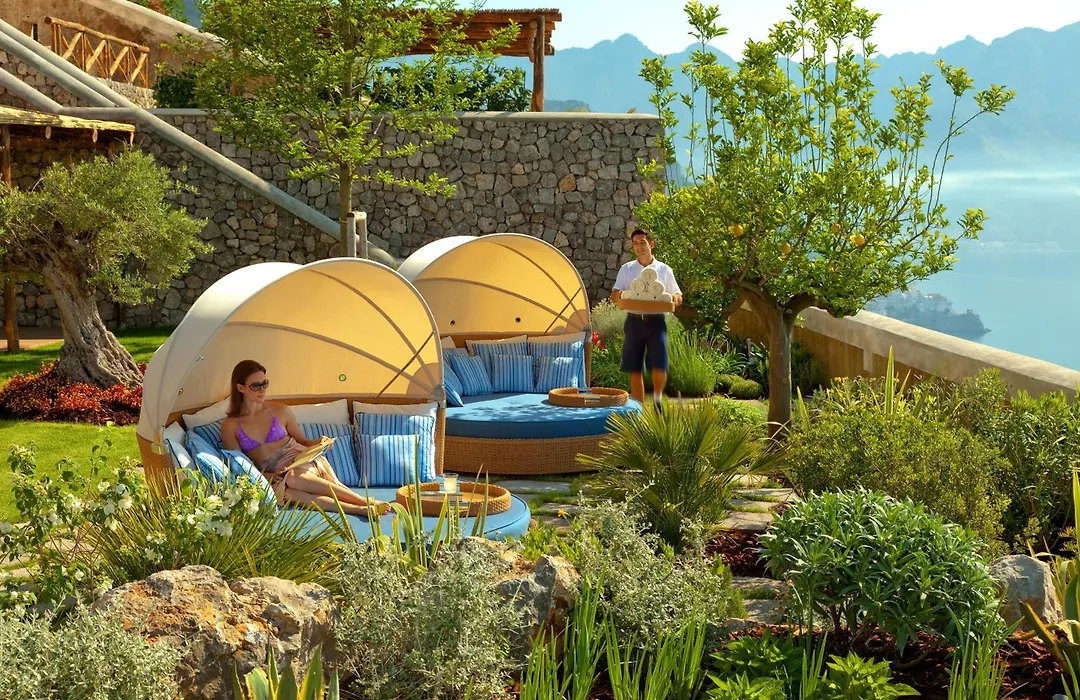 Monastero Santa Rosa Hotel & Spa-1